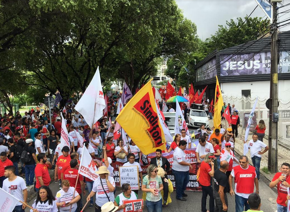 Protestos contra a Reforma da Previdência acontecem em várias capitais do país