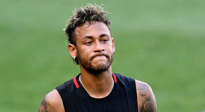 Neymar Jr admite está em péssimo momento na carreira