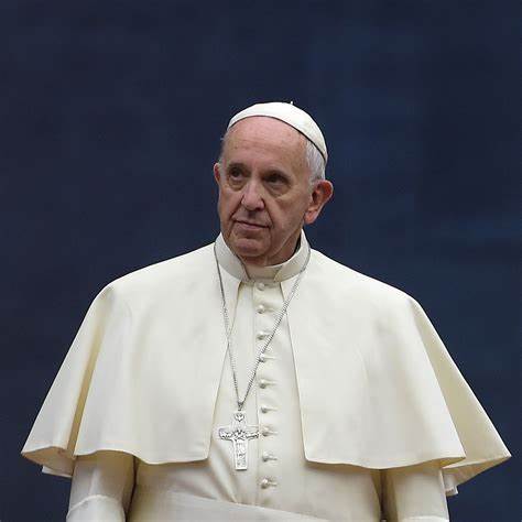 Papa Francisco reconhece em carta o importante trabalho social de padre brasileiro com população de rua