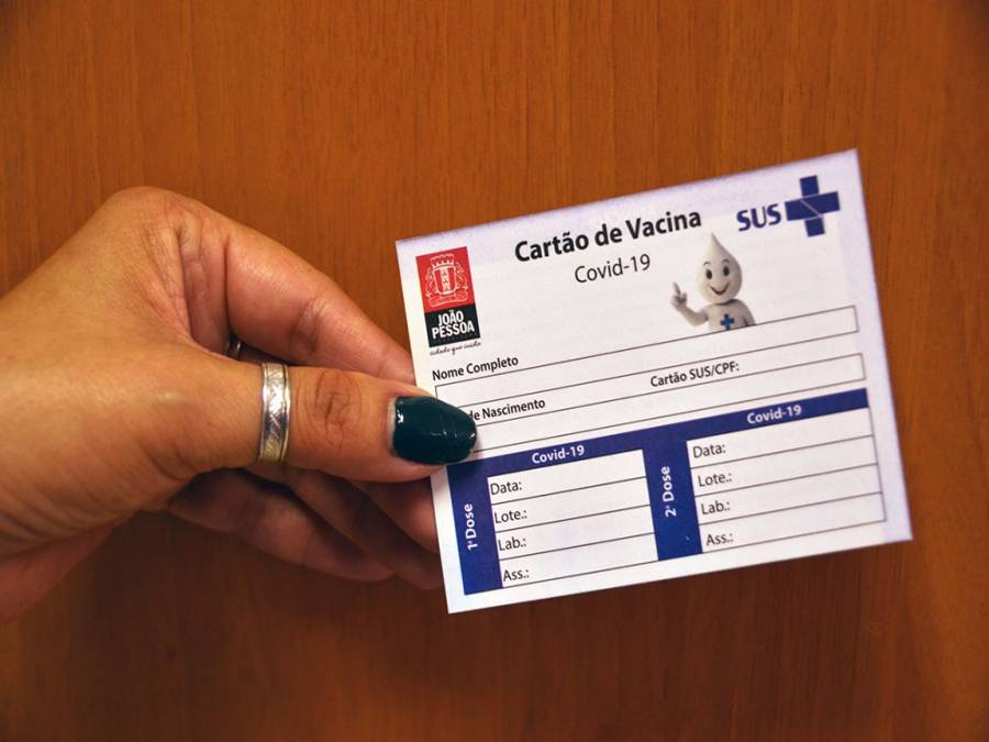 19 capitais brasileiras já exigem comprovação de vacina em eventos e entre visitantes