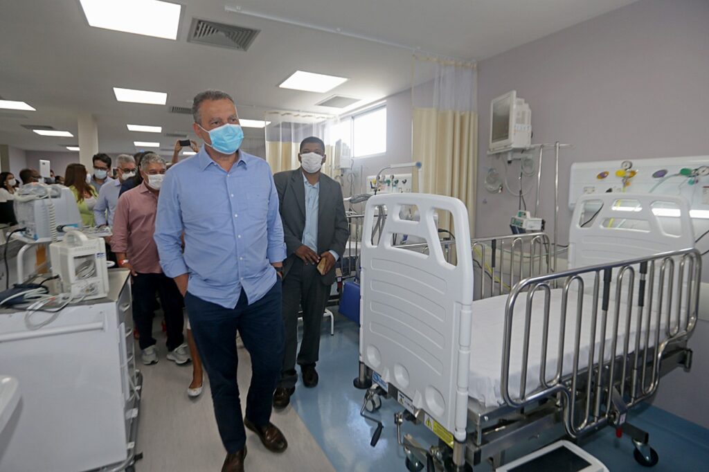 Rui inaugura hospital materno-infantil e autoriza início da obra de ligação entre Ilhéus e Itabuna