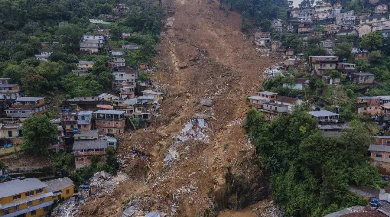 Pior catástrofe natural de Petrópolis completa um mês dia 15