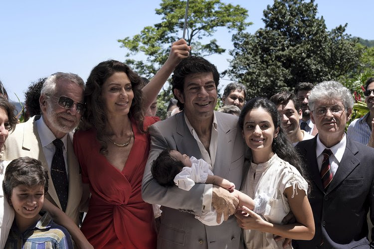 Protagonizado por PierFrancescoFavino e Maria Fernanda Cândido, ” O Traidor”, estreia dia 14 de  abril nos cinemas