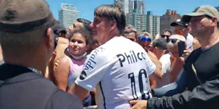 Bolsonaro é inscrito na dívida ativa de São Paulo, por não usar máscara
